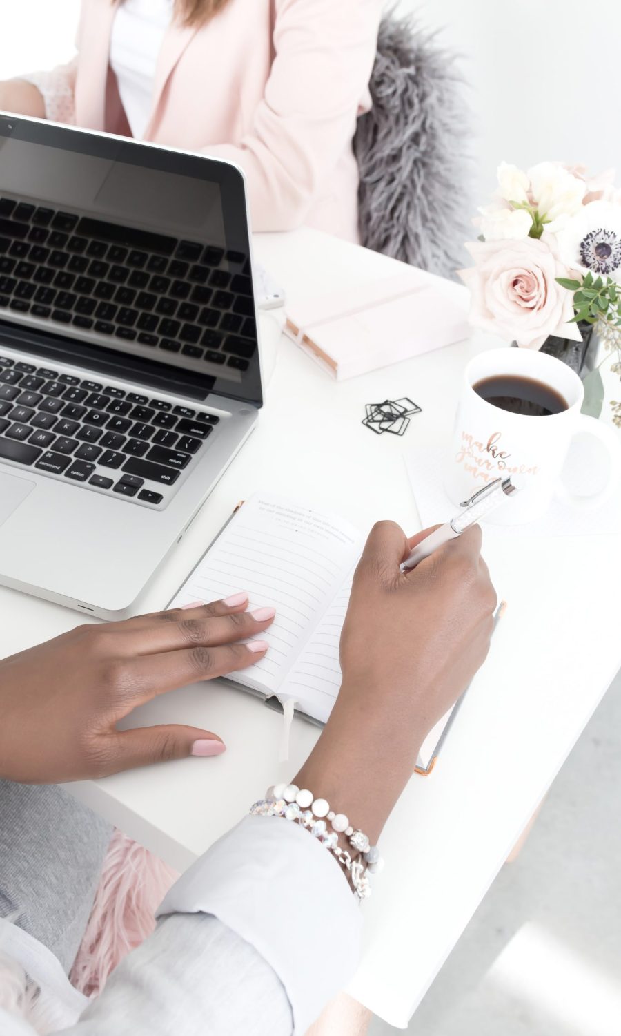 haute-stock-photography-blush-and-black-workday-final-14-min